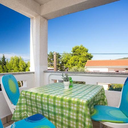 1-Bedroom Apartment With Loggia In Punat Island Krk Buitenkant foto